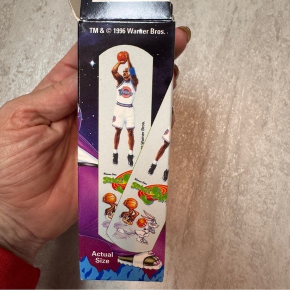 Space Jam Band-Aids and Valentines kit Michael Jordan Looney Tunes Vintage 1996 - Picture 11 of 11